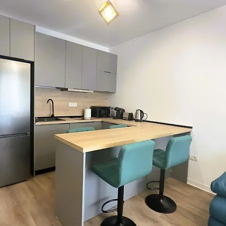 Nord Sunset アパート ナボダリ